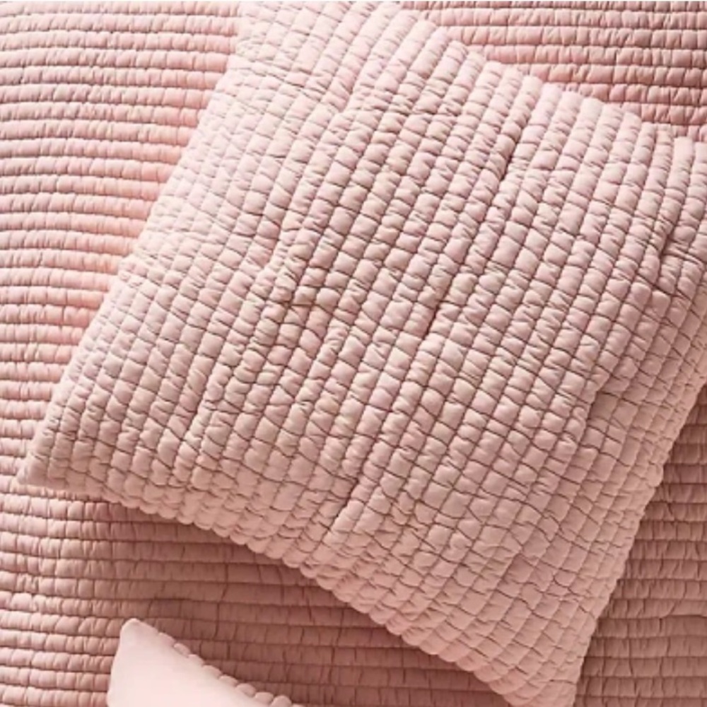 Anthropologie COTTON JERSEY CHANNEL-STITCH QUILTED EURO SHAM IN PINK NWT